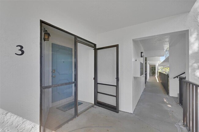 Building Photo - 413 S Bayshore Blvd