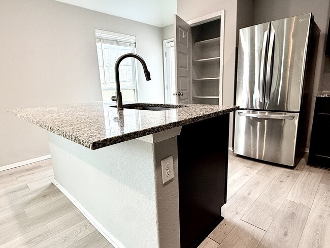 Building Photo - 5629 Corso Ct