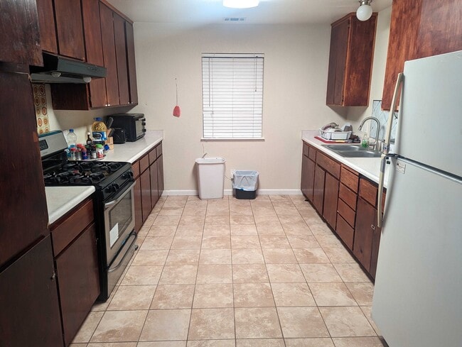 Building Photo - 966 Port Ashton Ct