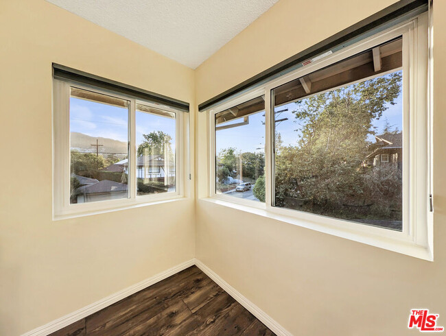 Building Photo - 3308 Sparr Blvd