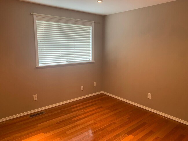 Building Photo - 4213 Tyler Way