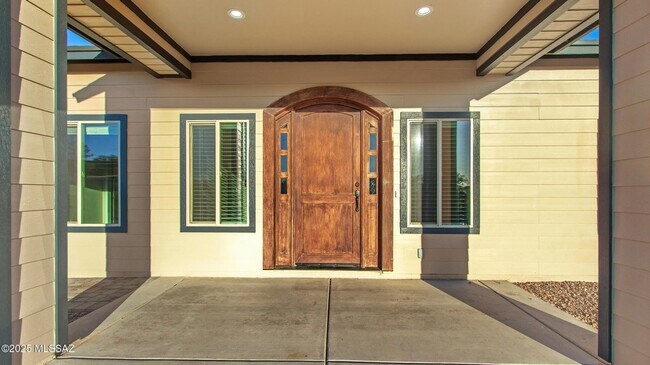 Building Photo - 1251 Avenida Gandara
