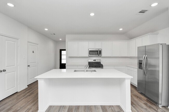 Building Photo - 1351 Antigua Dr
