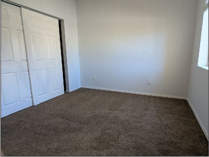 Building Photo - 875 E 78th Ave