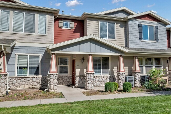 Building Photo - 32 S 1580 W