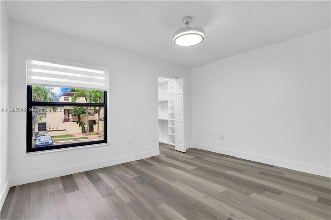 Building Photo - 13028 SW 88th Ln