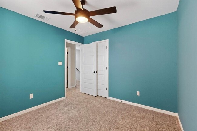 Building Photo - 2025 Arendale Dr