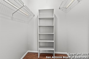 Building Photo - 5827 Shadow Glen