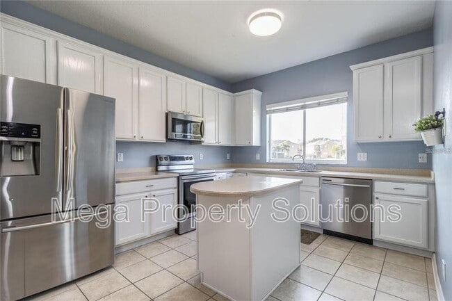 Building Photo - 17533 Stinchar Dr