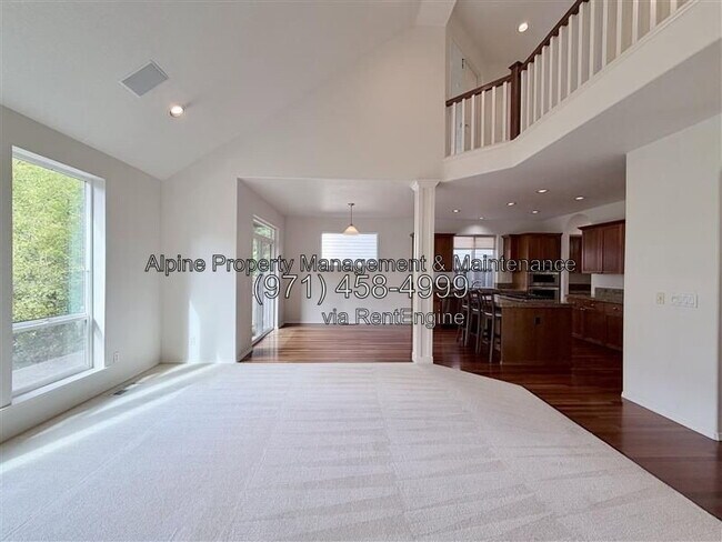 Building Photo - 4143 NW Meisner Dr