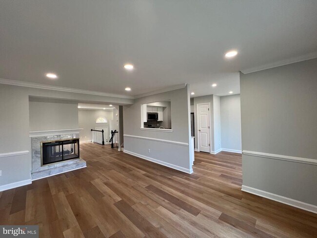 Building Photo - 4131 Bancroft Ln