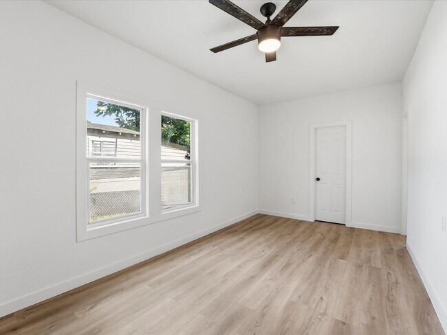 Building Photo - 7128 Avenue K