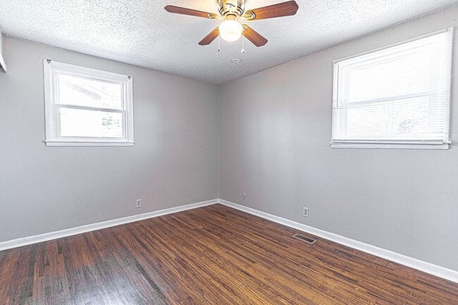 Building Photo - Pictures coming soon....