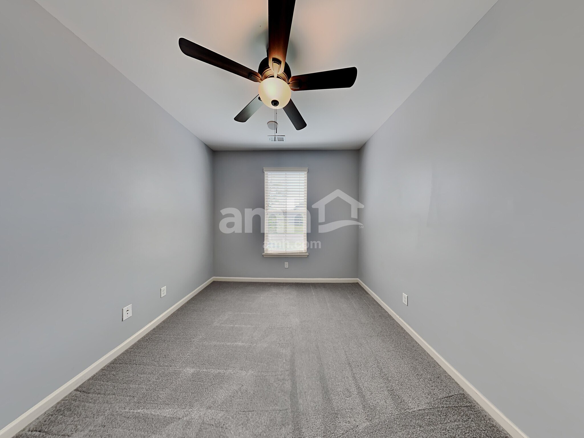 Building Photo - 45 Donna Lyn Dr