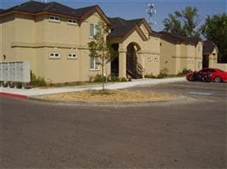 Primary Photo - Evergreen Apartments