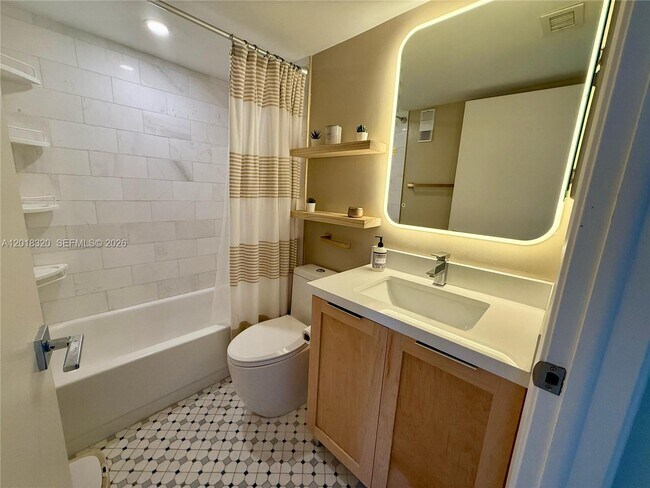 Building Photo - 770 Claughton Island Dr