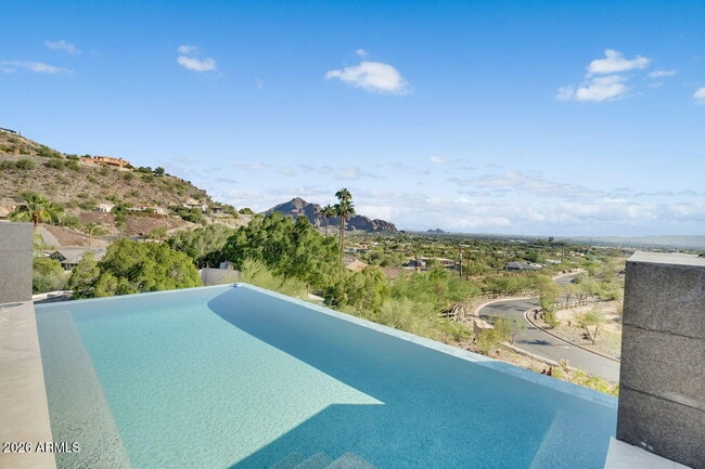 Building Photo - 6975 North 39th Pl