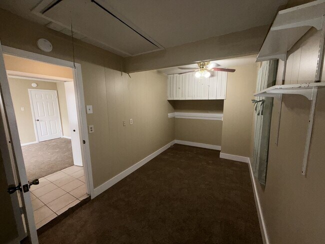 Building Photo - 5313 Carriage Ln