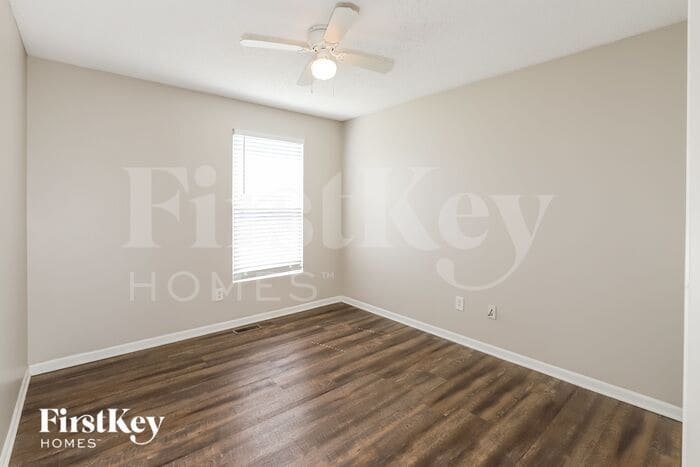 Building Photo - 7824 N Lister Ave