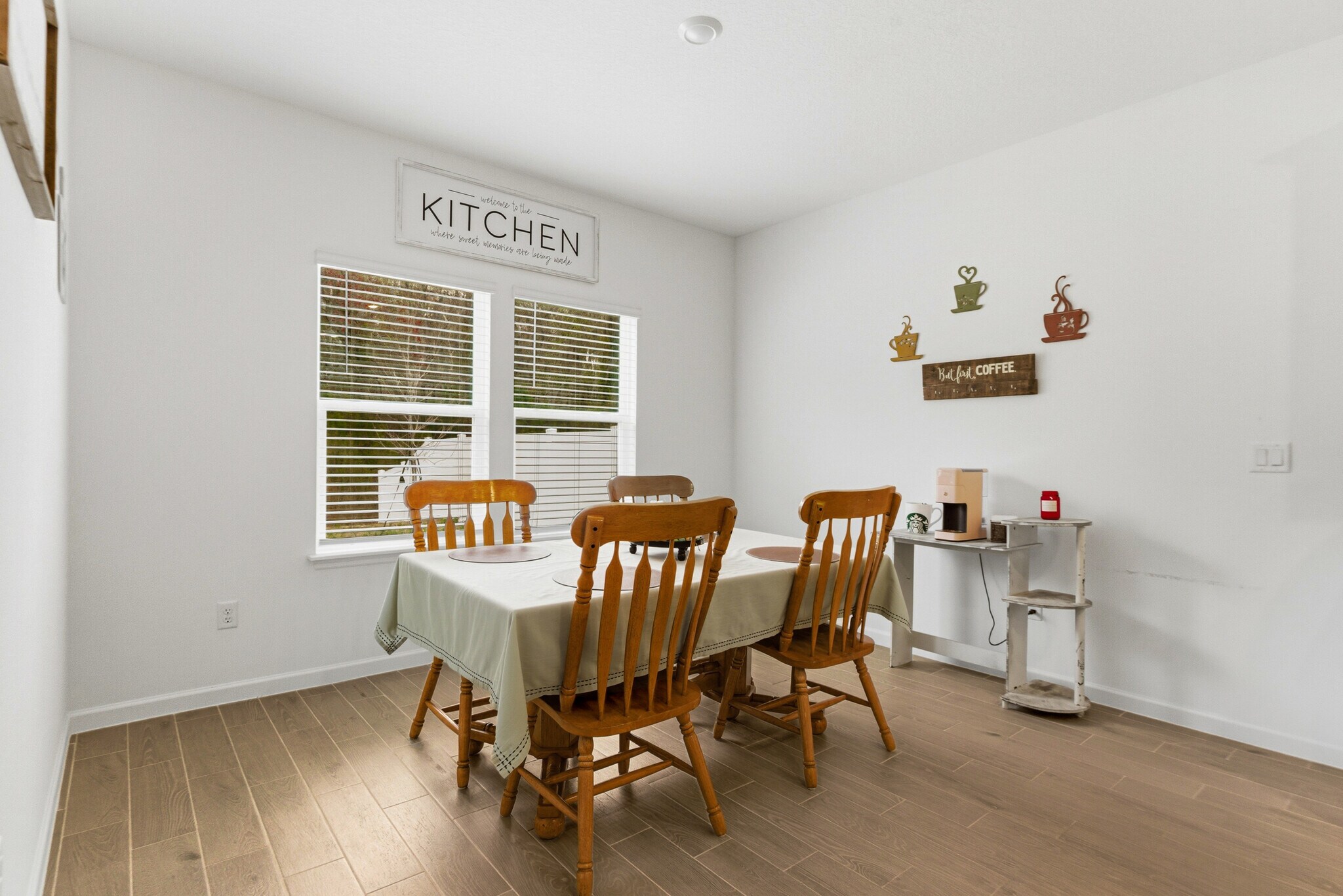 Building Photo - 8486 Horsebit Cir