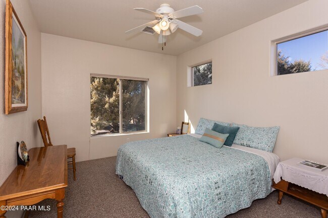 Building Photo - 7236 Pinnacle Pass Dr