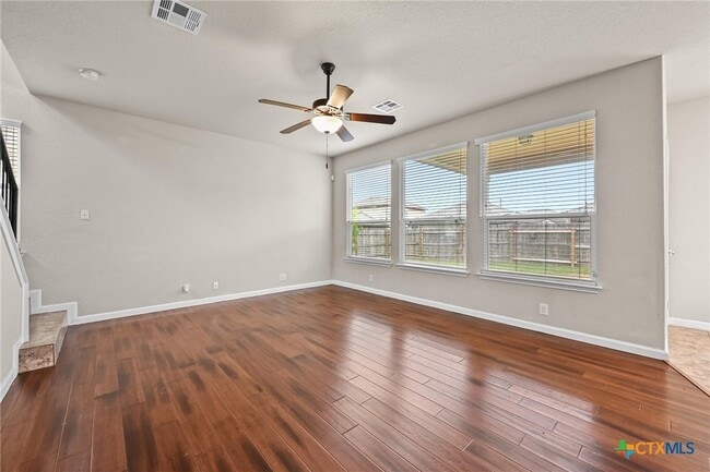Building Photo - 110 Brazoria Trail