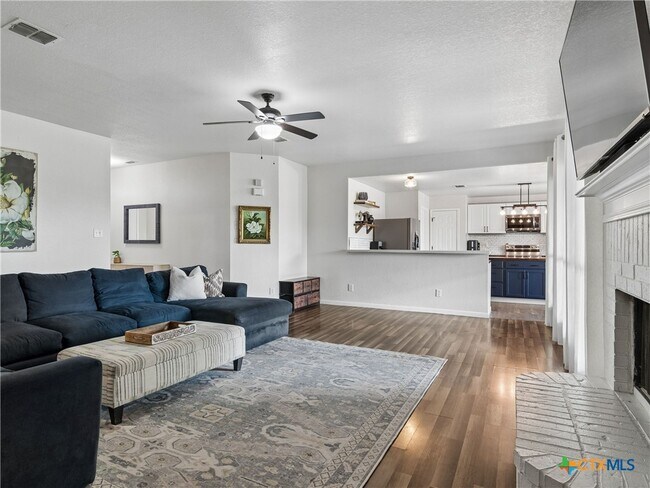 Building Photo - 2170 Jolie Ct
