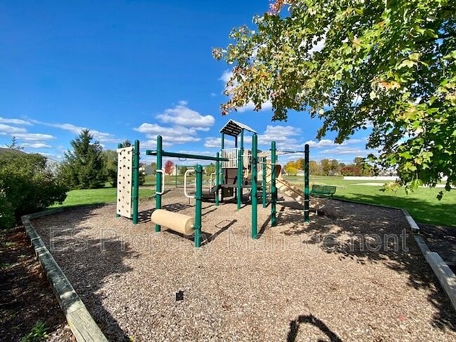 Building Photo - 6629 W Denton Dr