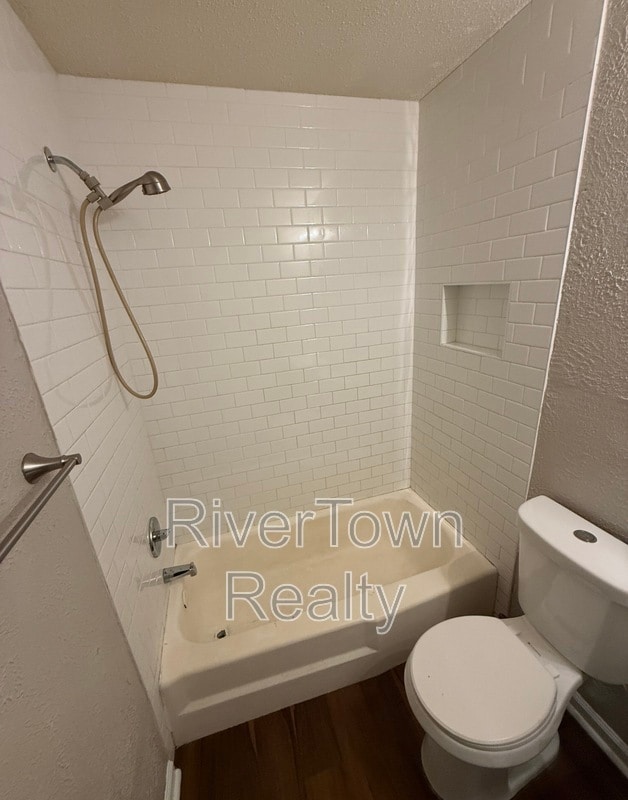 Building Photo - 4070 Kerwin Dr