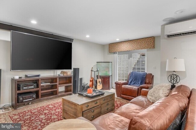 Building Photo - 20599 Quarterpath Trace Cir