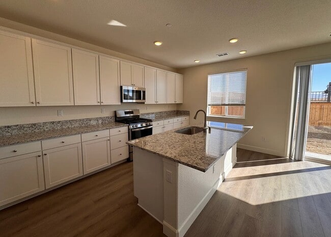 Building Photo - 6792 Pilot Peak Ct