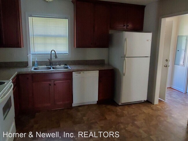 Building Photo - 3 br, 2 bath House - 137 Gene Road