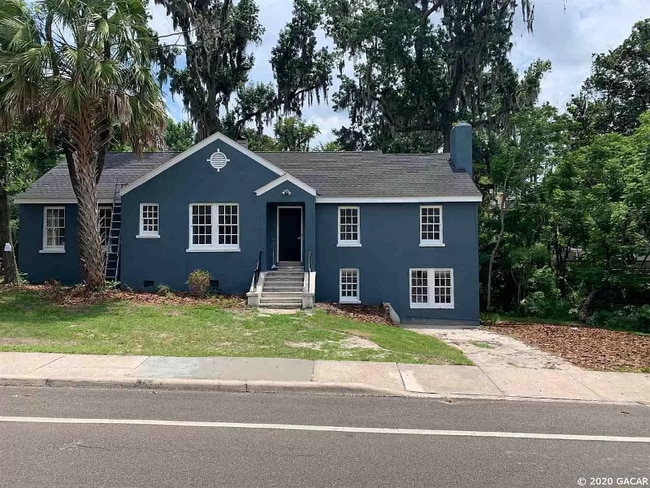 Building Photo - 929 SW 13th St