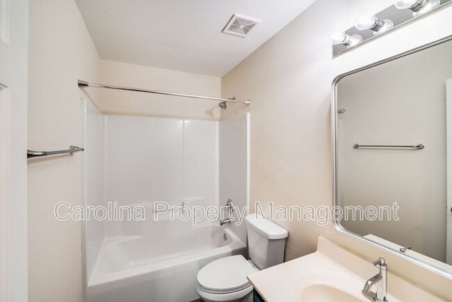 Building Photo - 3425 Anson St