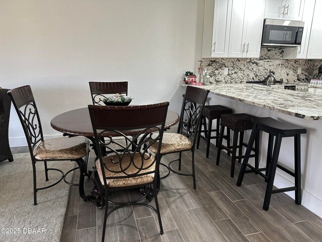 Building Photo - 23 Ocean Palm Villa S