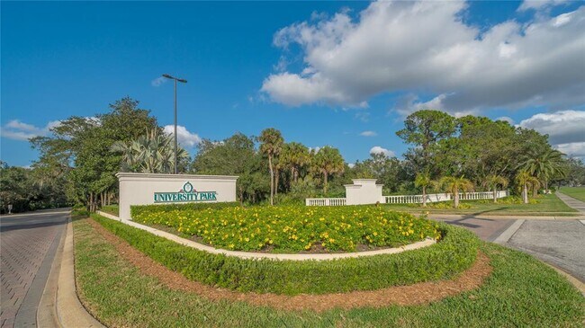 Building Photo - 7903 Hampton Ct