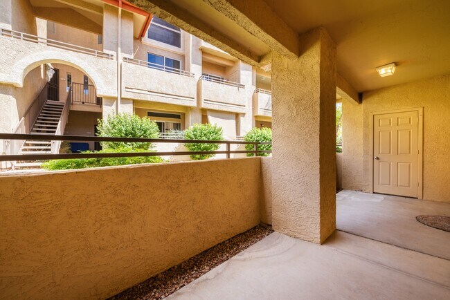 Building Photo - 10410 N Cave Creek Rd