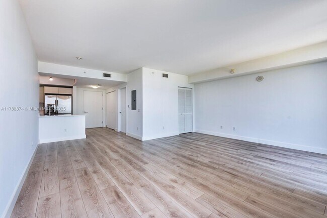 Building Photo - 4250 Biscayne Blvd