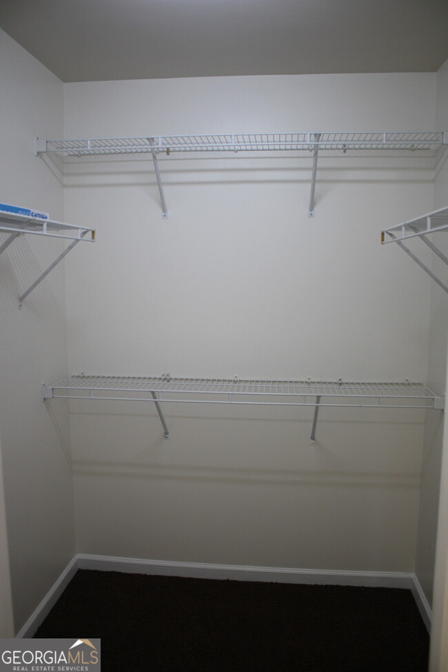 Building Photo - 2756 Deerwood Ln