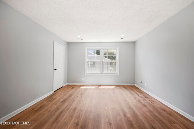 Building Photo - 18 Augusta Ct