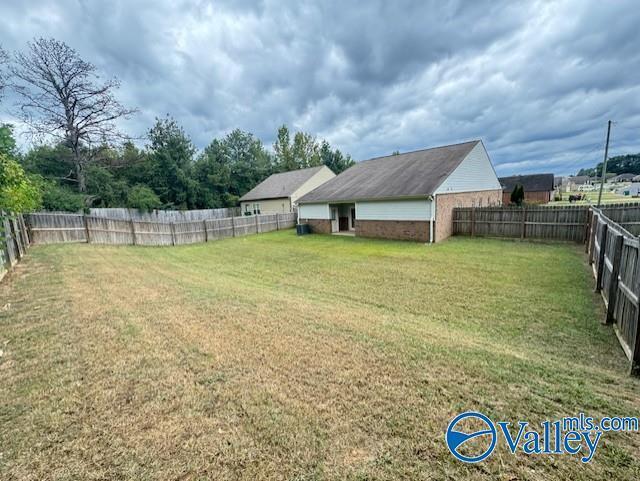 Building Photo - 10685 Bent Brook Dr