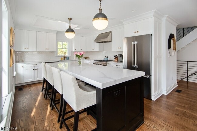 Building Photo - 113 Washington St