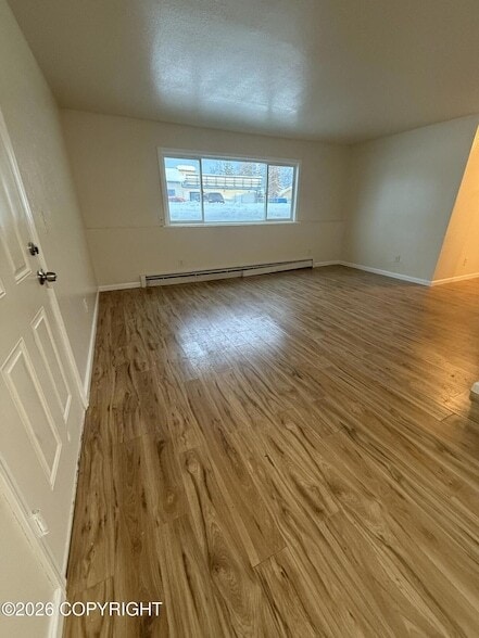 Building Photo - 441 N Flower St