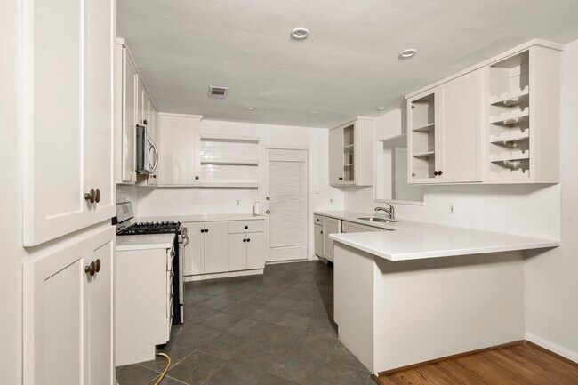 Building Photo - 5310 Windswept Ln