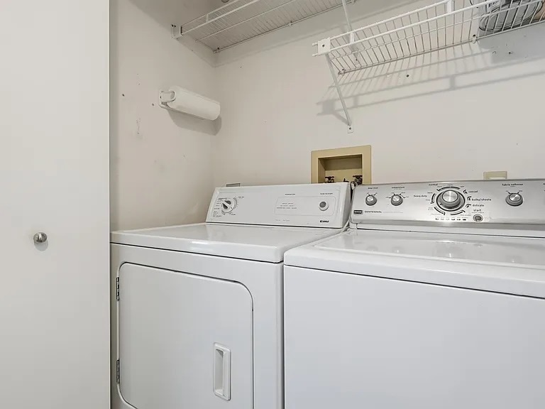 Building Photo - 18071 Settlers Way