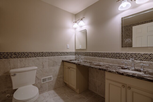 Building Photo - ???Newly Updated, MODERN 2 Bedroom in booming Brewerytown
