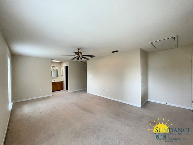 Building Photo - Great 1 Bedroom Unit in Fort Walton Beach