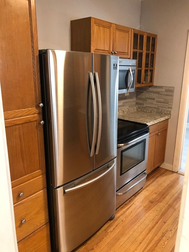 Building Photo - 4130 1st Ave S