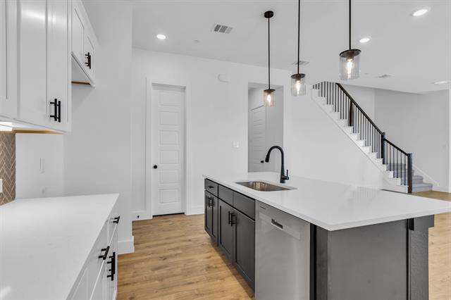 Building Photo - 1228 Arkansas Spgs St