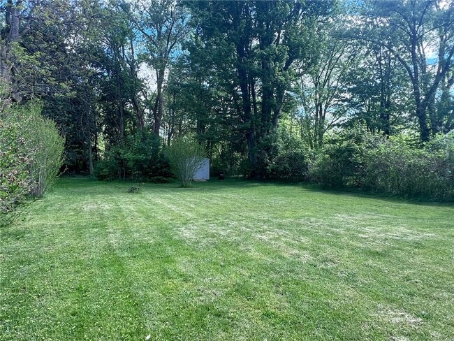 Building Photo - 17 Pleasant View Dr